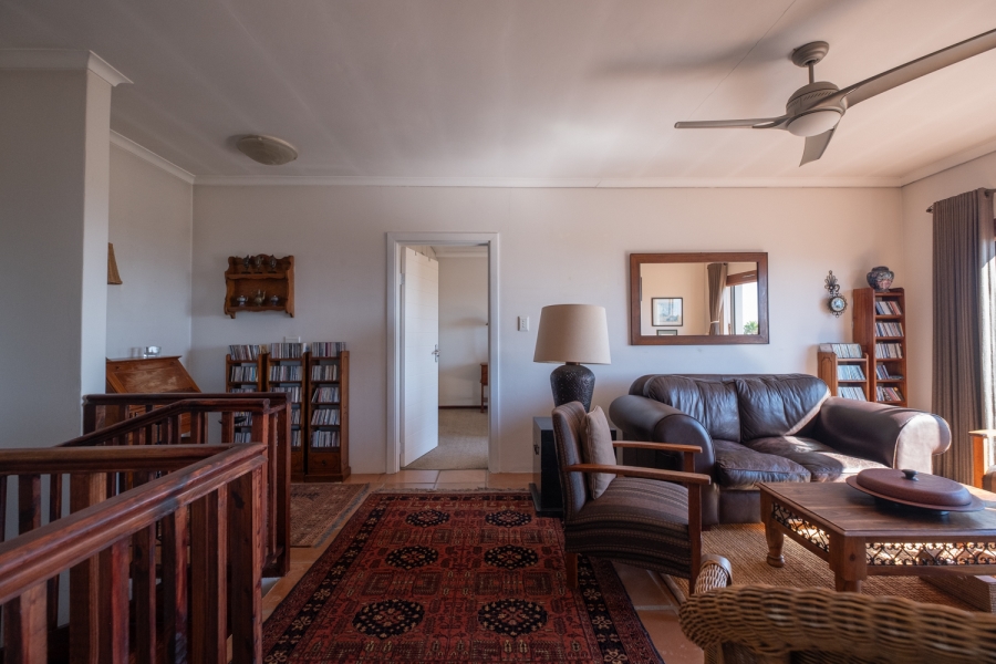 4 Bedroom Property for Sale in St Francis On Sea Eastern Cape